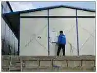 p data-id="gnx8uwxb4q">人字顶活动房,环保经济型彩钢活动房屋,抗震