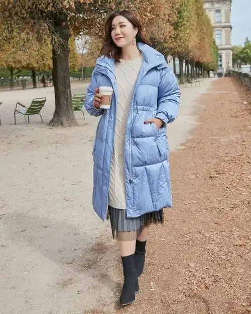 冬天胖人穿什么?羽绒服 裙子,时髦到犯规