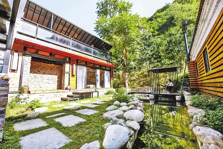 乡村民宿从一家美到家家美