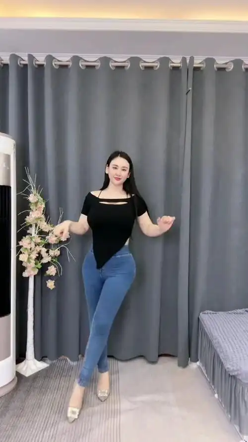 微胖女人 #随性摇摆 #浅跳一下