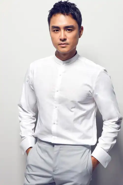 44岁知名男星明道与女粉合影!