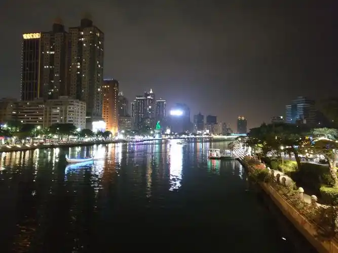 高雄爱河夜景