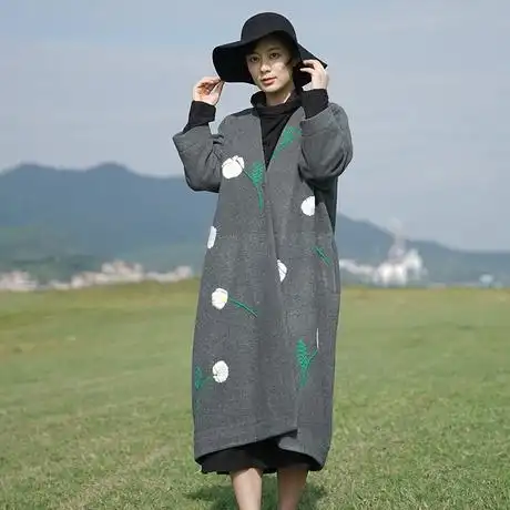 寺山文也 复古刺绣花大衣长款加厚羊毛呢子外套女秋冬季 花房姑娘