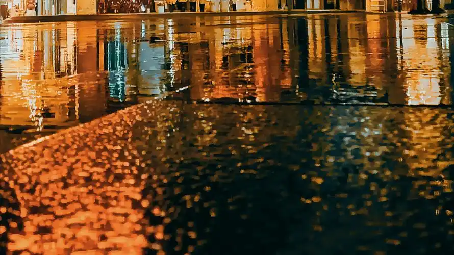 雨天夜景