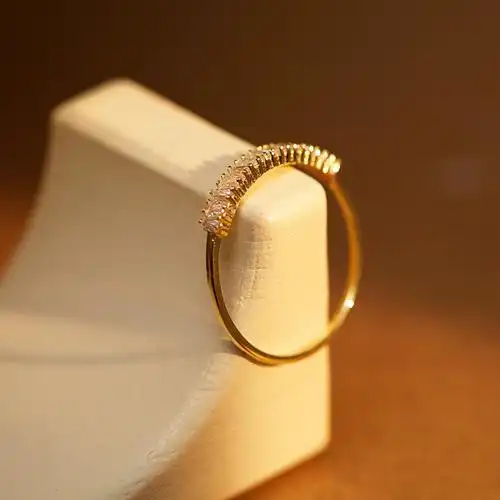 德玛纳 925银色简约个性时尚方形戒指女(17#) 金色 均码