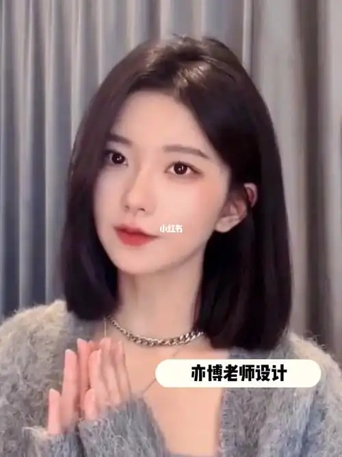 减龄锁骨发,很适合秋冬季节 7373生活发型很好打理,洋气十足!