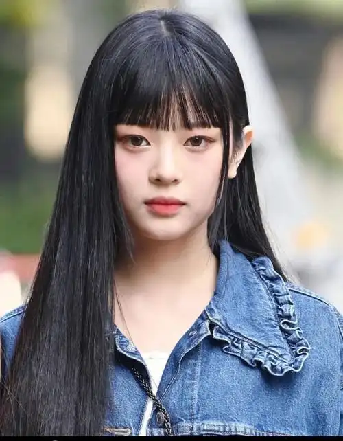 一日一美女hanni