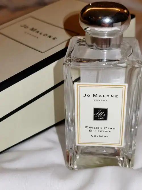 出香祖马龙英国梨与小苍兰100ml