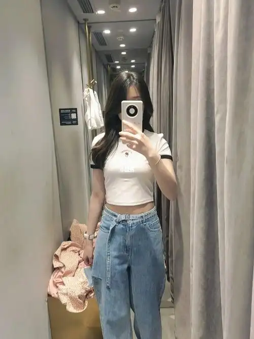 ur的小衣服太适合跳舞穿了