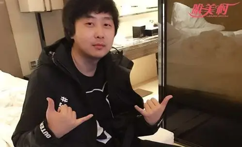 贱圣和大宝怎么了