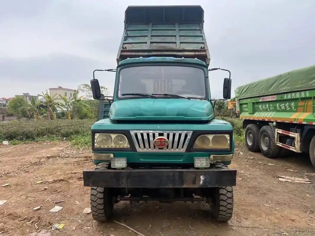 新到一台16年惠利农用拖拉机,4102机头,四驱,断气刹,带 - 抖音