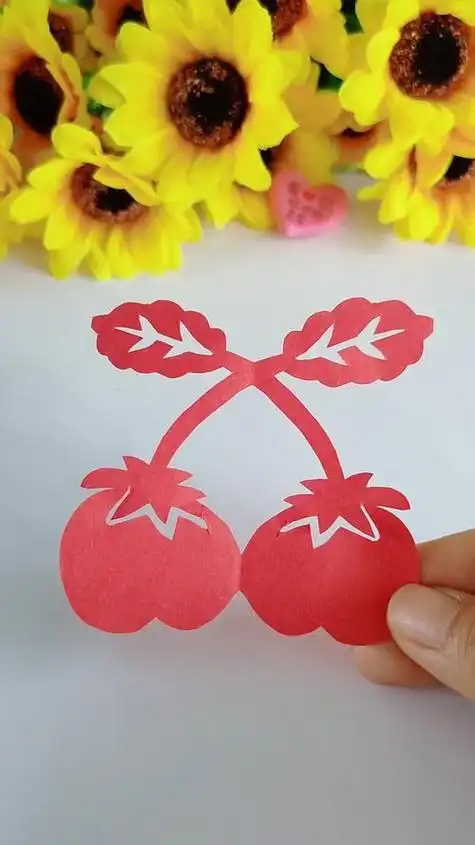 樱桃剪纸图案