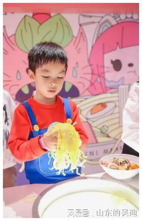 李晟李佳航为爱子庆生,6岁儿子浓眉大眼越长越帅,大名首曝光