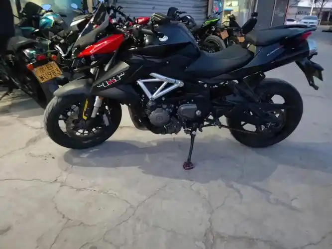 2019年贝大利黄龙600tnt#二手摩托车  #贝纳利