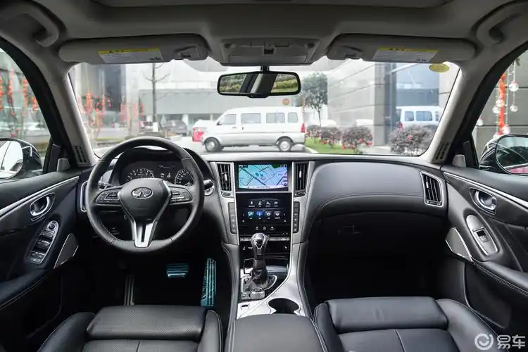 【英菲尼迪q50l2018款2.