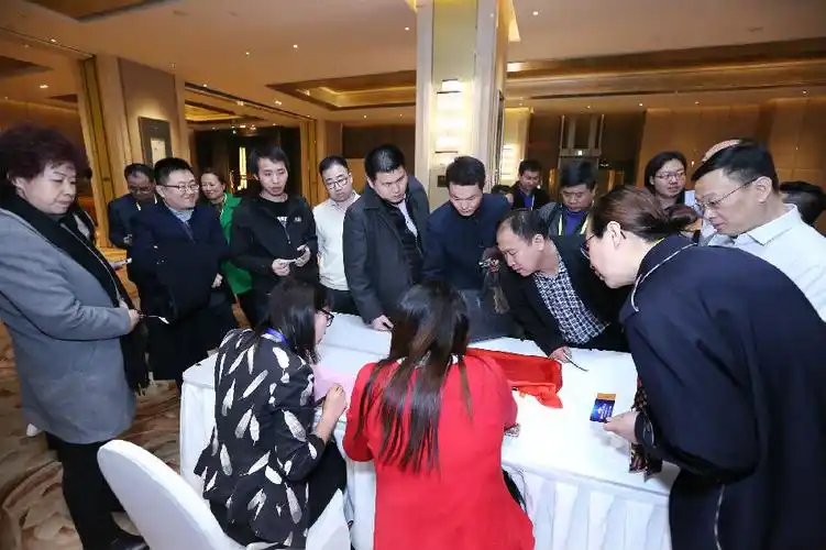 嘉宾现场签到 - 欢迎晚宴 - 品牌联盟网