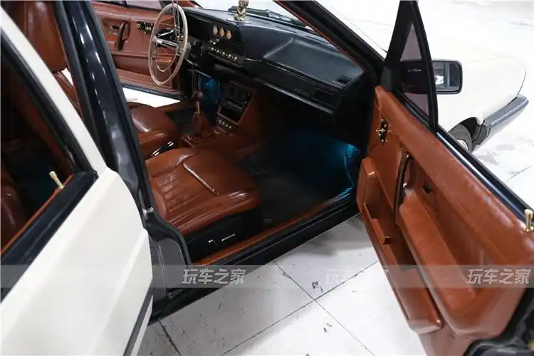 桑塔纳改装复古风格