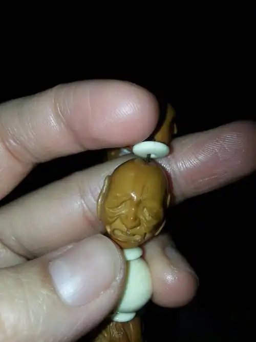 这个橄榄核这样算不算开裂?