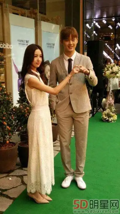 陈都灵男朋友是谁 herry澄清和陈都灵费恋人