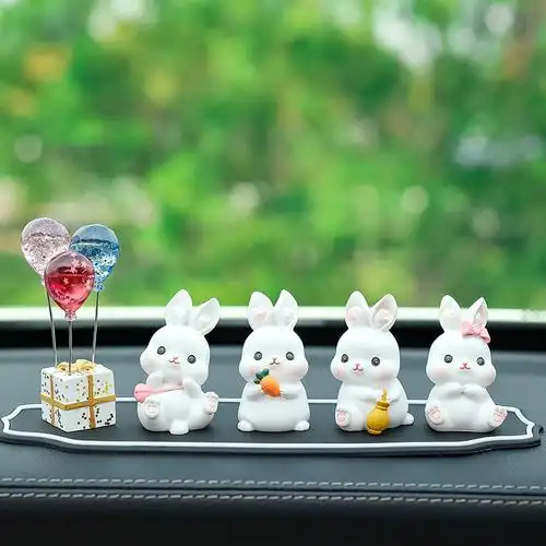 汽车摆件网红糯米兔创意树脂可爱小白兔中控台车载装饰品摆件代发