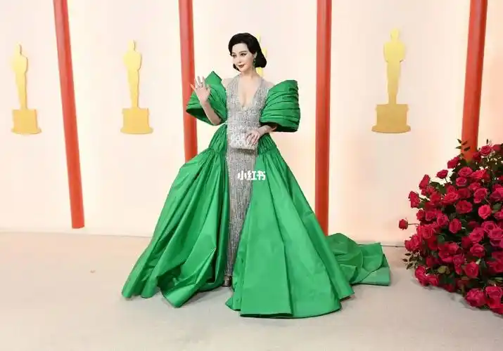 范冰冰 | 奥斯卡颁奖典礼红毯造型