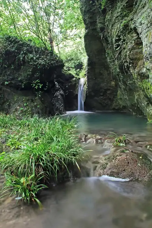 山涧 溪流 瀑布