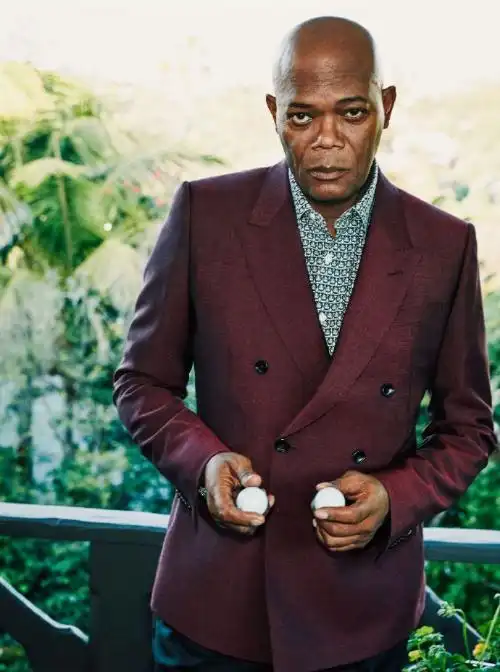 潮帅!《esquire》杂志"神盾局局长弗瑞"一组写真,已经70岁了