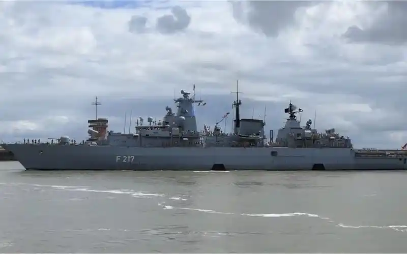 德国f123型勃兰登堡级巴伐利亚号护卫舰世界舰闻总第190期