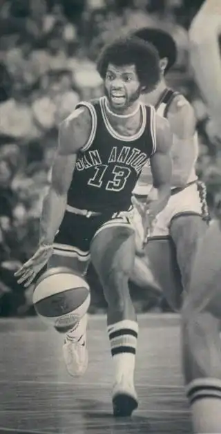 詹姆斯·塞拉斯