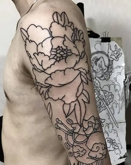 牡丹线条作品,打雾待续…纹身图片_手臂老传统纹身图案