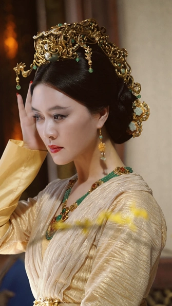 田海蓉精湛演技饰演霸气太后再创经典