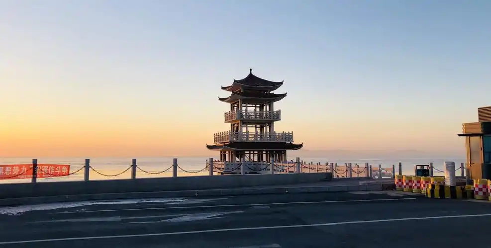 走进"三进山城",欣赏兴城风光