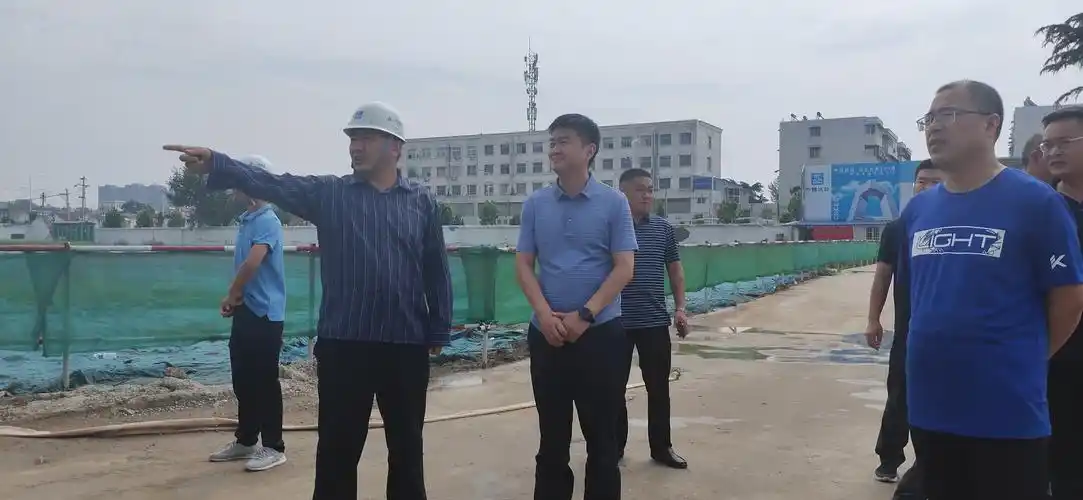 川汇区:李湛督导安置房和新建学校建设-中华龙都网-周口日报社主办