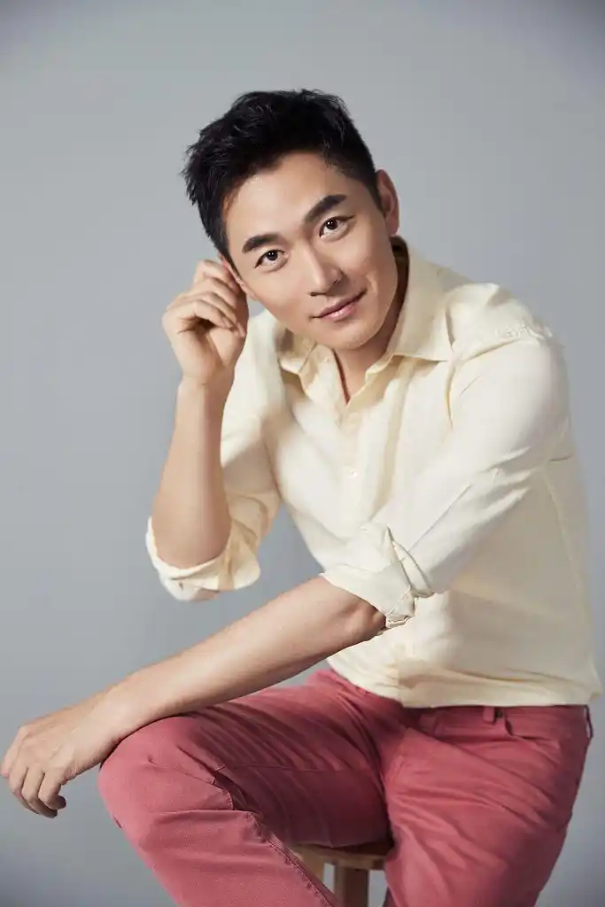 朱泳腾,一个帅帅的踏实的男演员