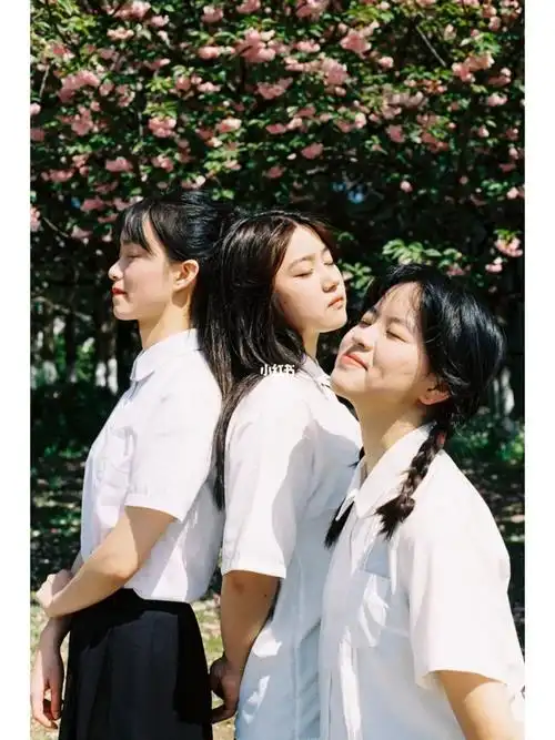 毕业胶片约拍91闺蜜姐妹三人行