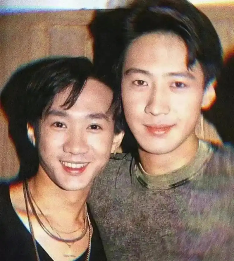 黄家驹#黎明#郭富城#张国荣#周星驰#beyond乐队 # - 抖音