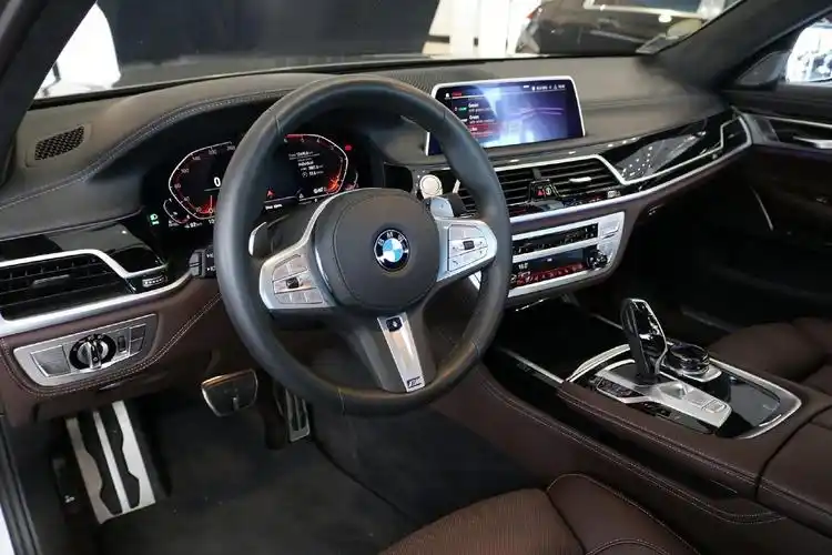 不愧是豪车的内饰,一个字"豪"_宝马7系论坛_手机汽车之家