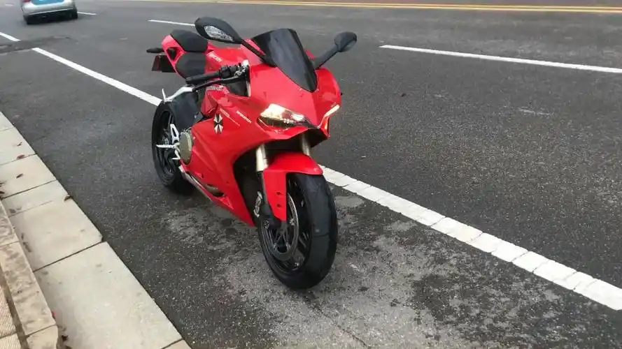 摩托车中的法拉利