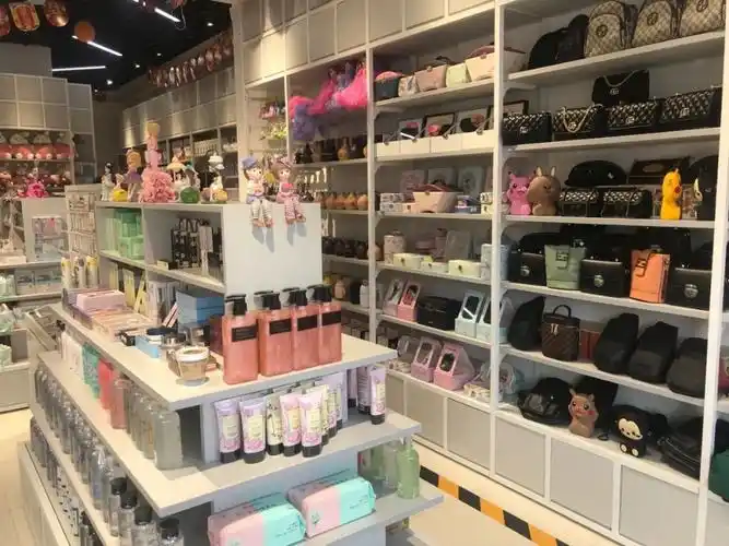 原创时尚精品店华丽升级,盒界优品生活馆携手新零售或成行业新导向!