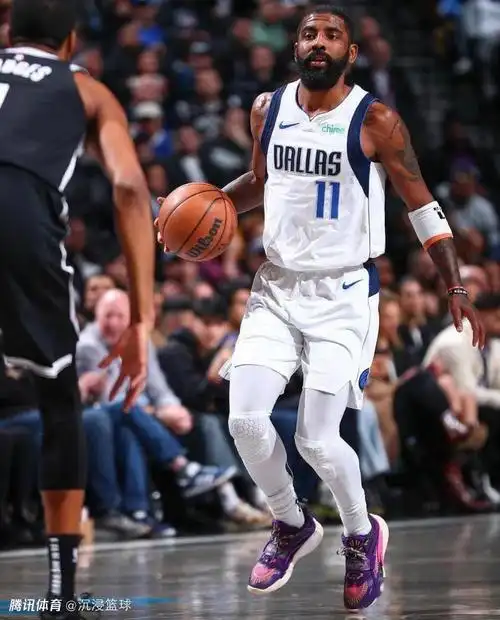 社区>nba社区>热议nba>饿肚子的欧文依然准三双!