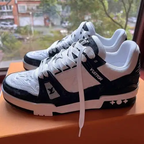 lvtrainer黑白熊猫