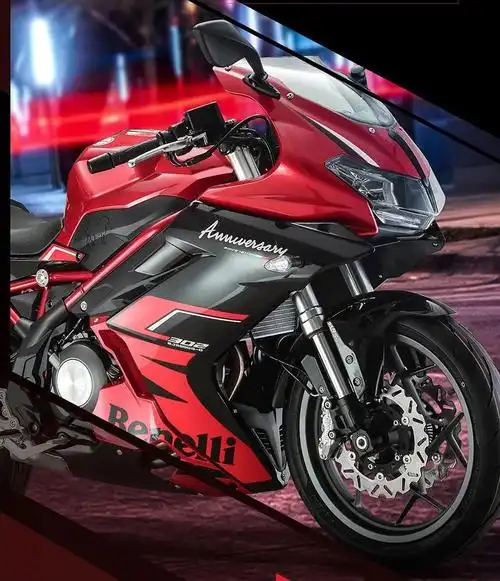 还是那个熟悉的胖头鱼贝纳利飓风302r上市