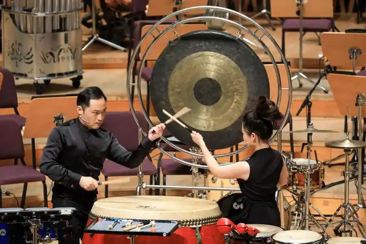 上海民族乐团异"响"天开,带领观众走进打击乐的世界