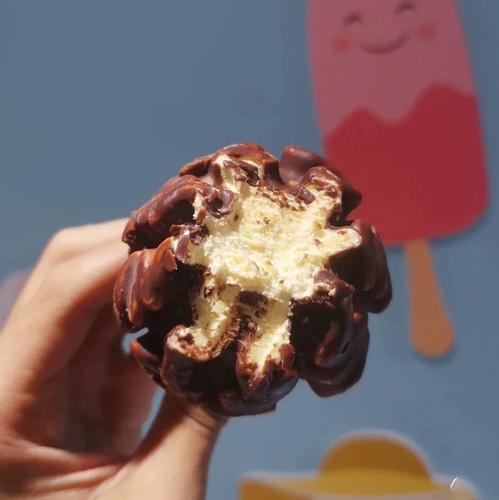 3支德氏式爆筒火炬雪糕小时候冰淇淋椰壳椰子冰激凌冰淇淋