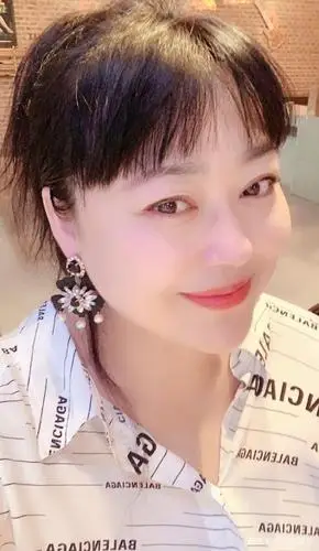 从大家期待她回归就可以体现出来,而从李菁菁发的微博可以看出,她很