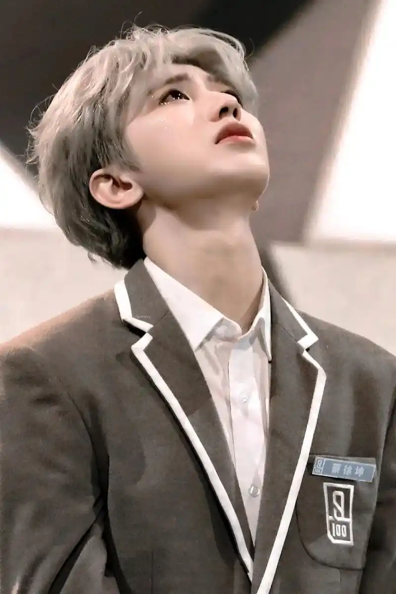 蔡徐坤,不知不觉已经六年了,还记得18年的"2018年4月6 - 抖音