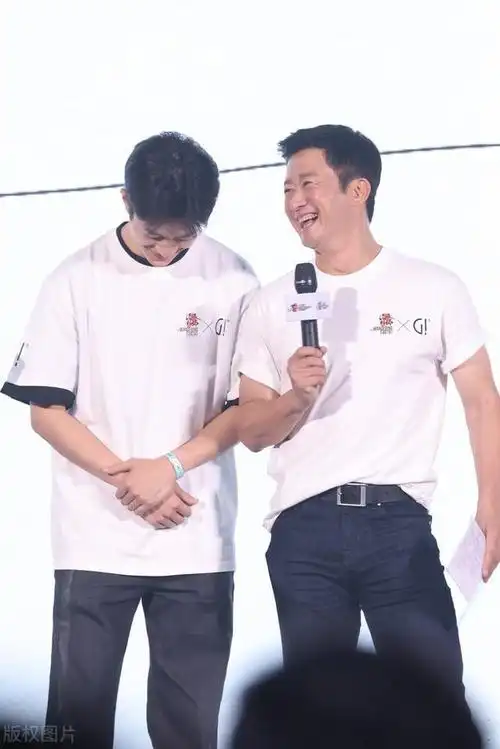 吴京这颜值,这才是全球最帅面孔!