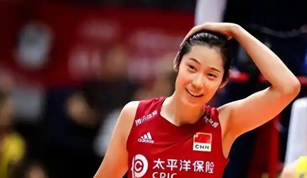 中国女排最强球员朱婷成功背后满是泪水和伤病