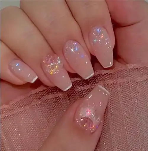 果冻粉法式小梯形甲配极光闪片加水晶钻球