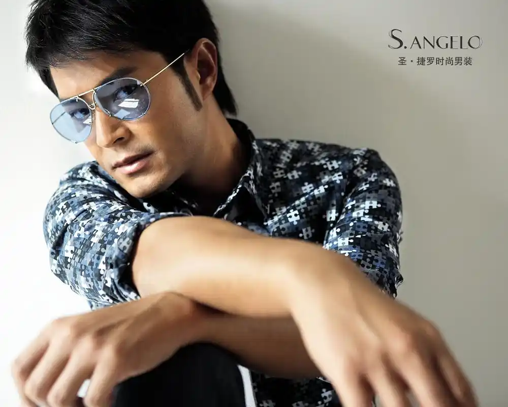 歌手, a target="_blank" href="/item/香港演艺人协会/10821259"